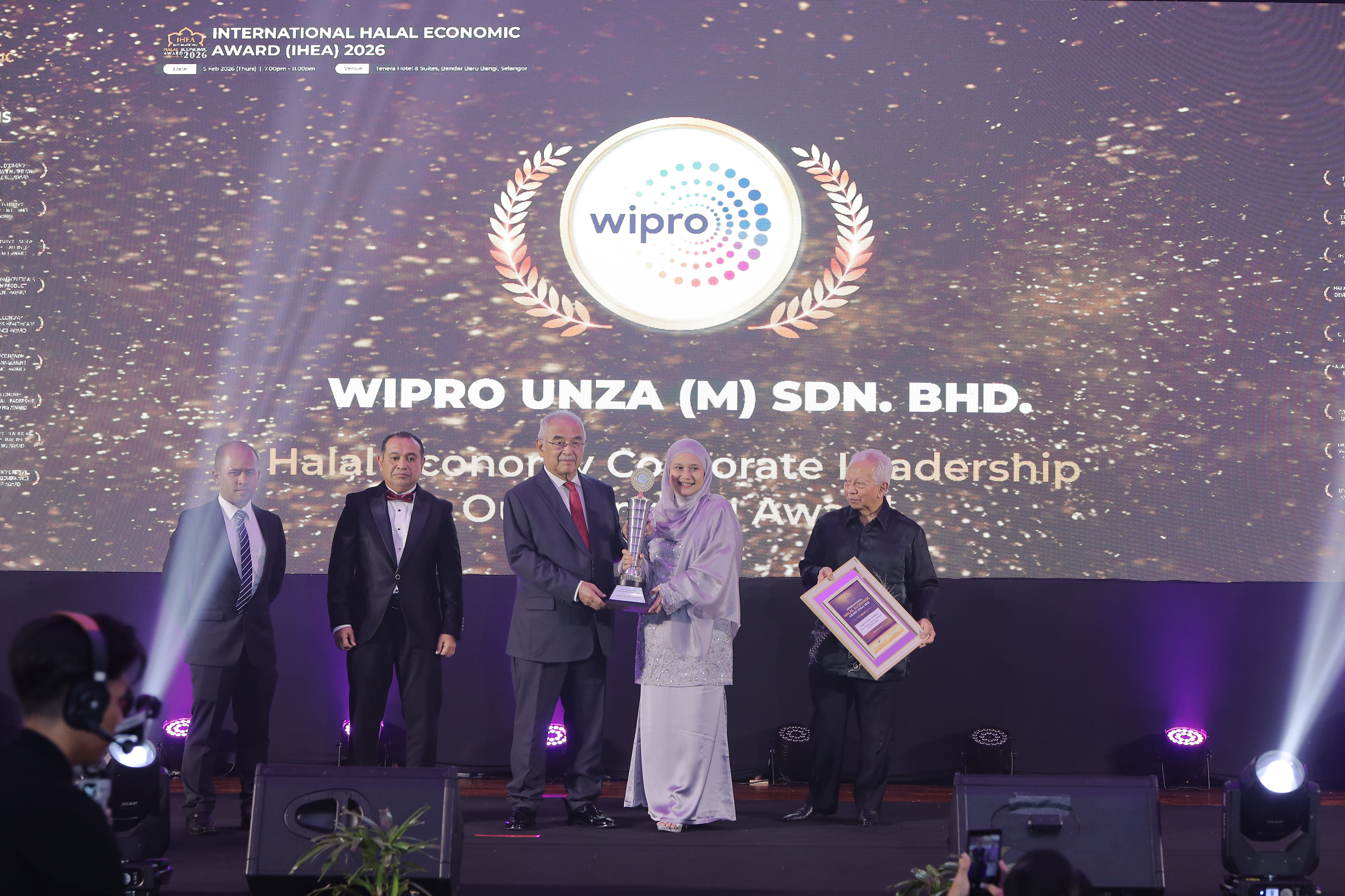 MIFEC About Hero